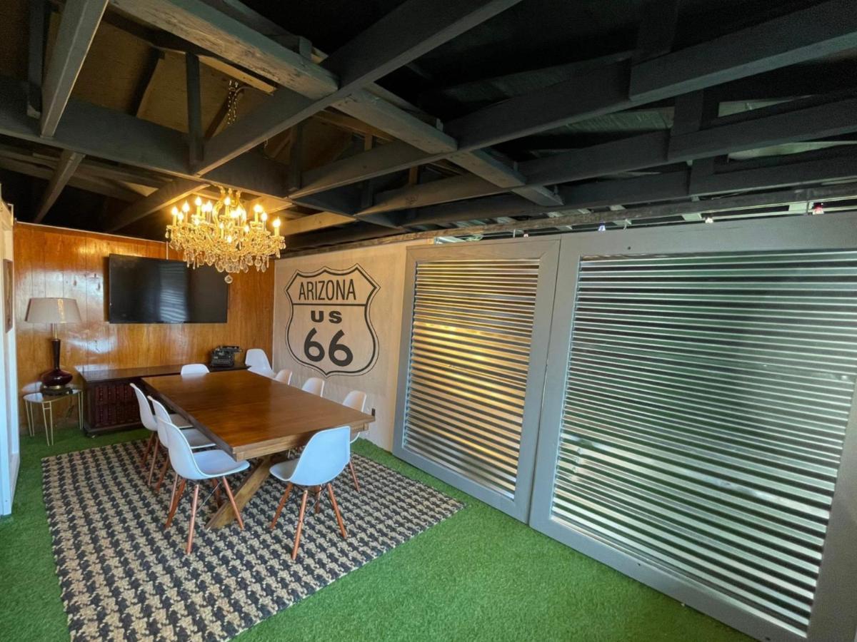The Aztec Motel & Creative Space Seligman Exterior photo